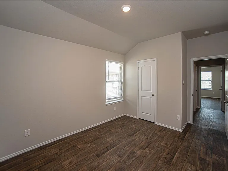14086 Sharktooth Hill Ln — Photo 13
