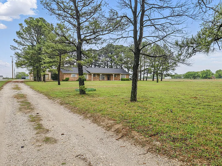 4920 County Road 803 — Photo 27