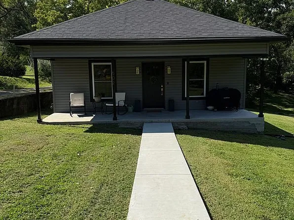 602 Ashbrook St, Park Hills, MO 63601