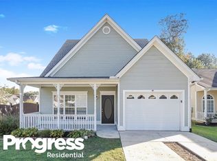 81 Roxbury Ln, Newnan, GA 30265