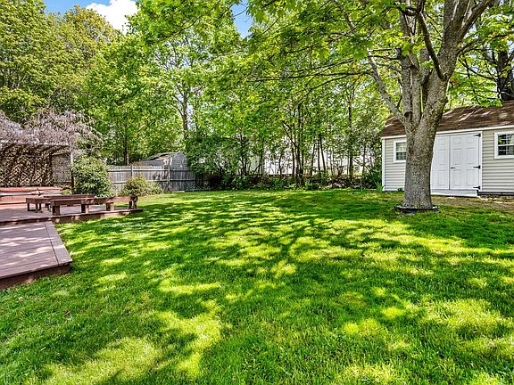 4th image of 50 Garvin Avenue
