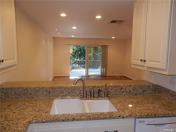 3rd image of 7131 Farralone Ave Unit 25