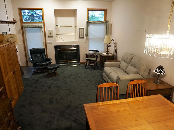 4th image of 44452 Meadowcreek Ln