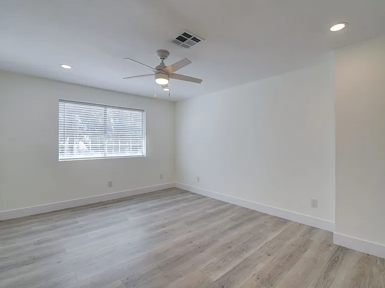 105 Gooseberry Ln — Photo 24