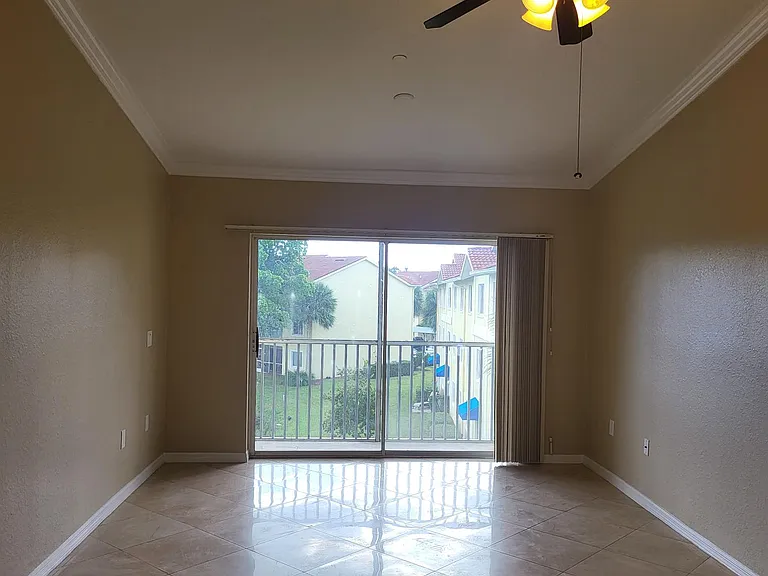 8288 Key Royal Ln #1431 — Photo 4