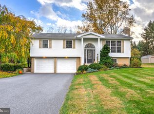 2771 Camp Rd, Manheim, PA 17545