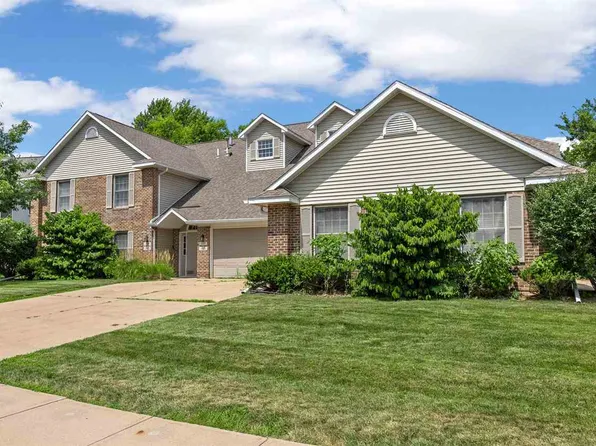 129 Cayman St, Iowa City, IA 52245
