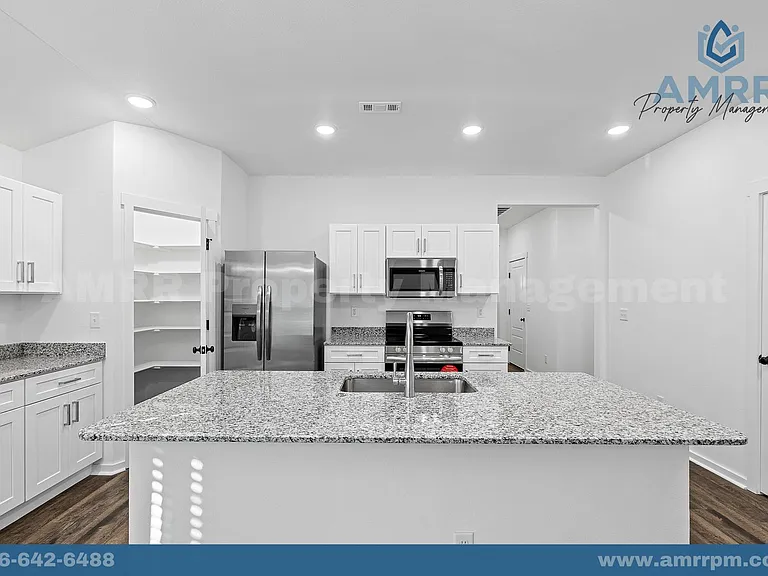 1007 SW 3rd Ave — Photo 12