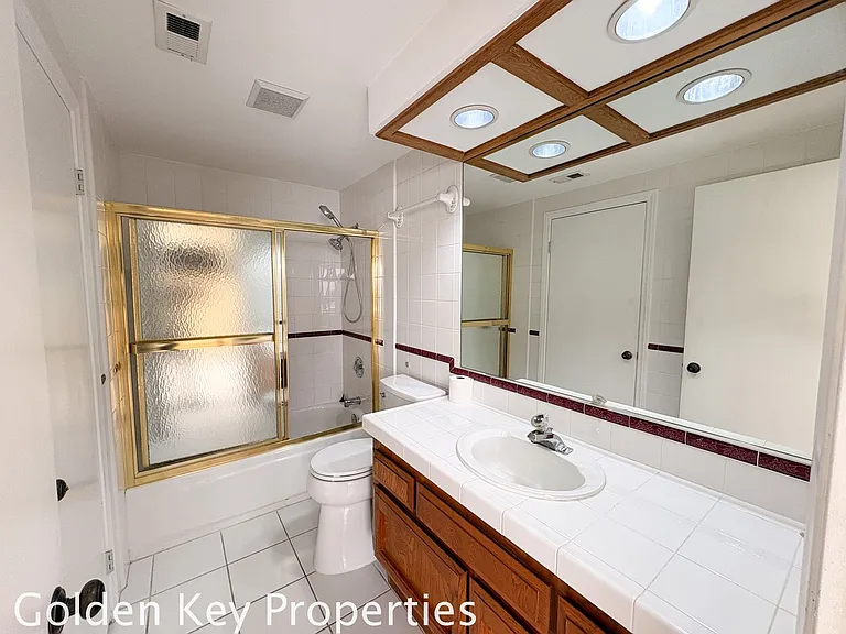 2475 Unicornio St — Photo 19
