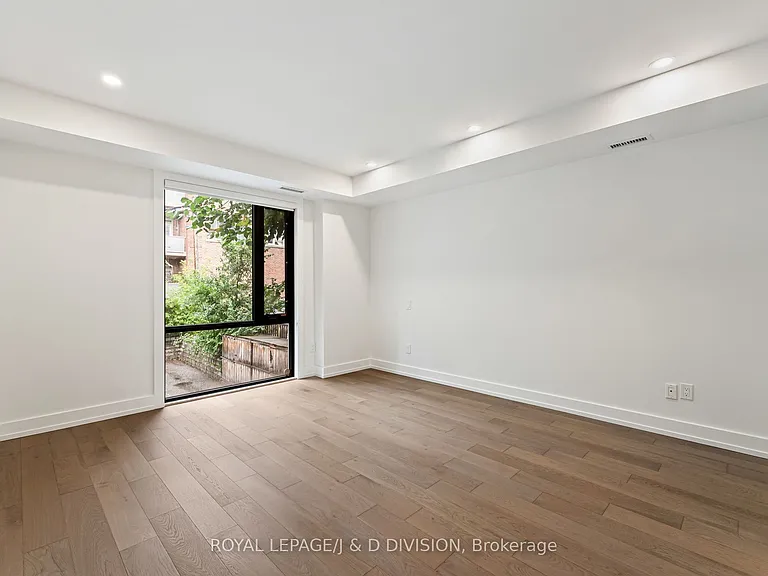 314 Lonsdale Rd #4 — Photo 16