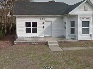 705 S Poplar St #2, Carbondale, IL 62901