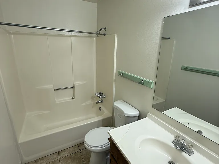 208 Veterans Ave #106 — Photo 6