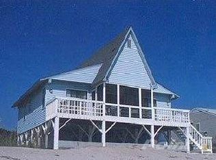 114 Palmetto Blvd, Edisto Island, SC 29438