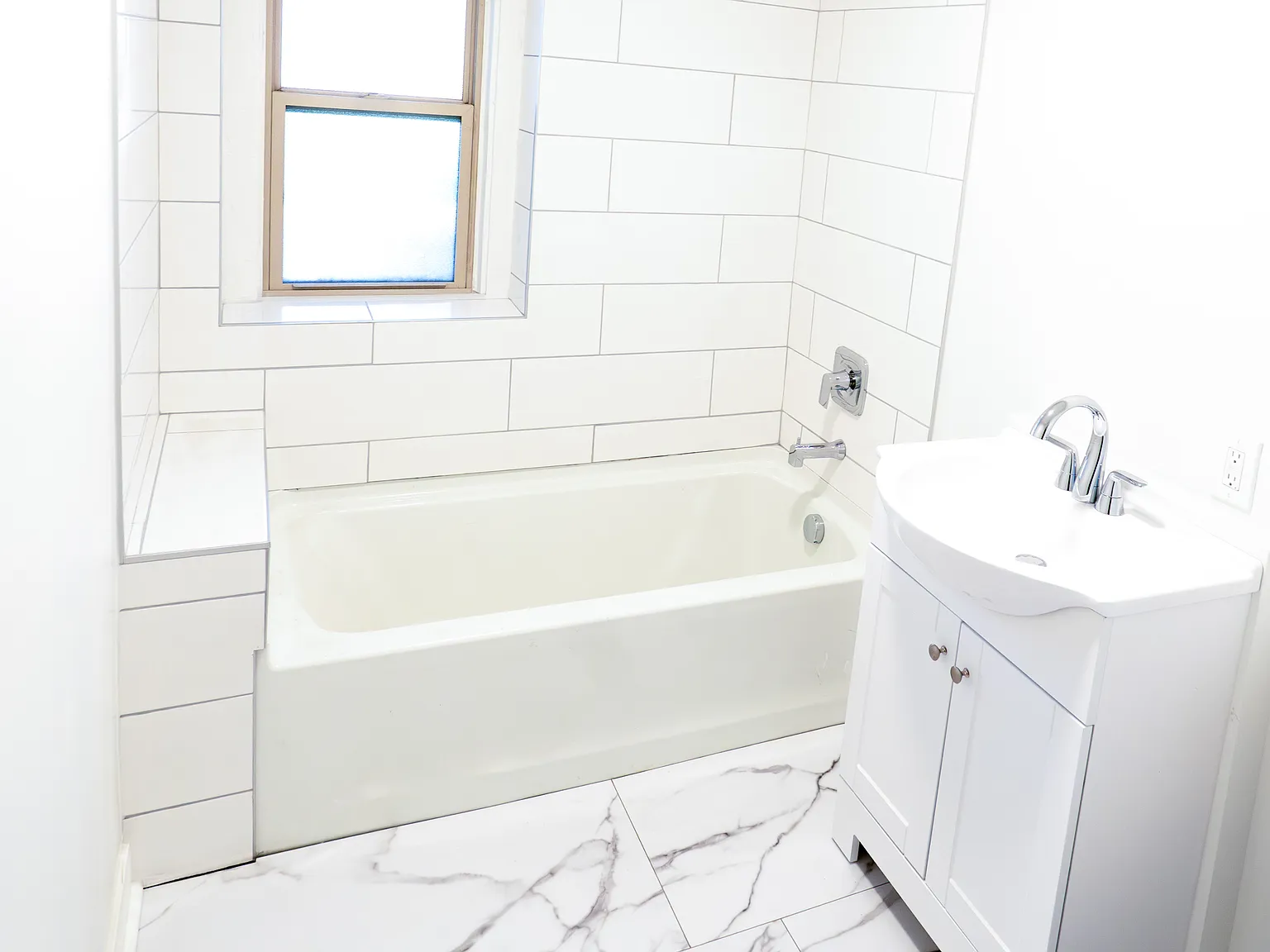 2 bed, 1300 sqft, $1,395 — Photo 3