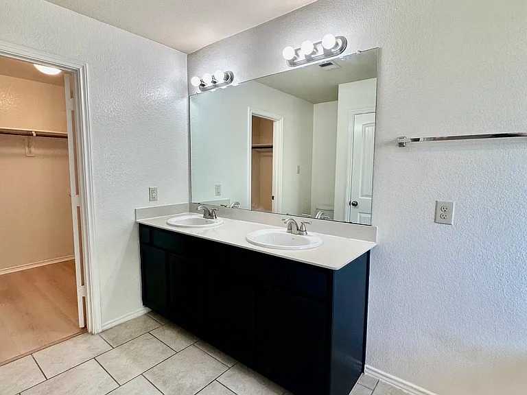 6430 Stoney Creek Dr — Photo 22