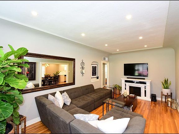 5th image of 4426 Cumberland Ave
