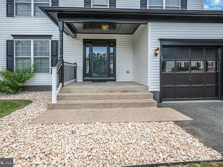 33 Saint Williams Way — Photo 6
