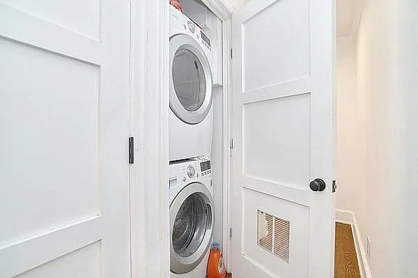 Rented by Living New York | media 16