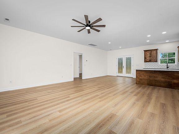 3rd image of 342 Underhill Rd Lot 5