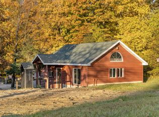 14492 Lakola Rd, Leroy, MI 49655