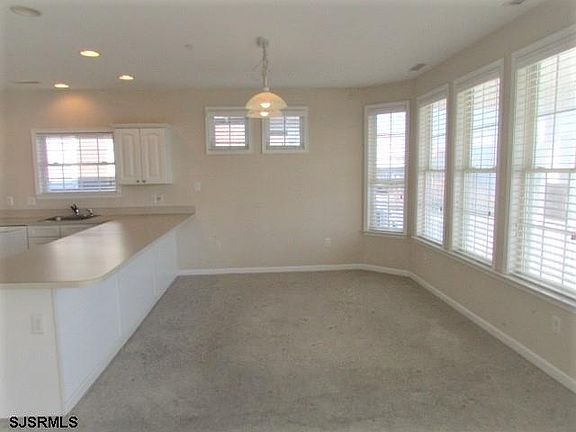 4th image of 1232 Ocean Ave #B