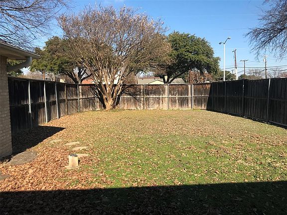 2nd image of 3037 Teakwood Dr