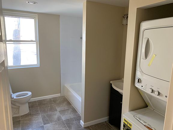 2nd image of 1819 S 22nd St Floor 2