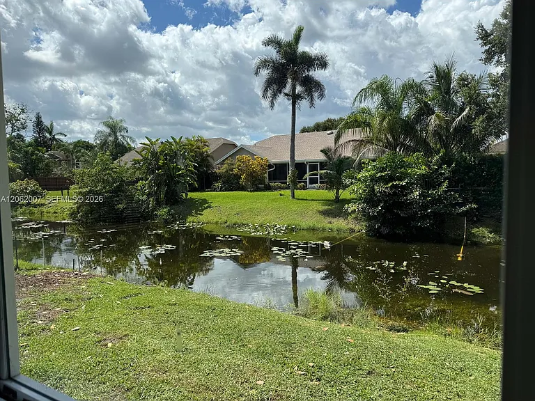 5320 SW 89th Ave — Photo 22