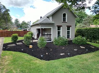 12862 Ridge Rd, North Royalton, OH 44133