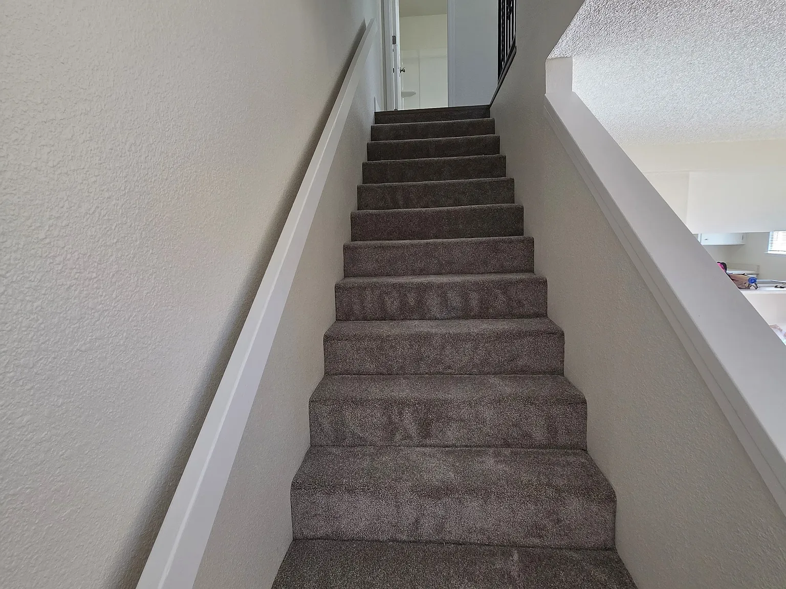 2 bed, 1.5 bath, 1000 sqft, $1,650 — Photo 3