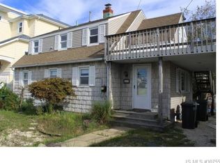 15 Susan Ln, Manahawkin, NJ 08050