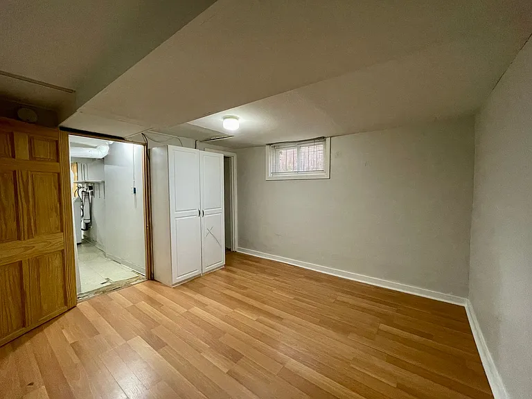 2231 S High St — Photo 25