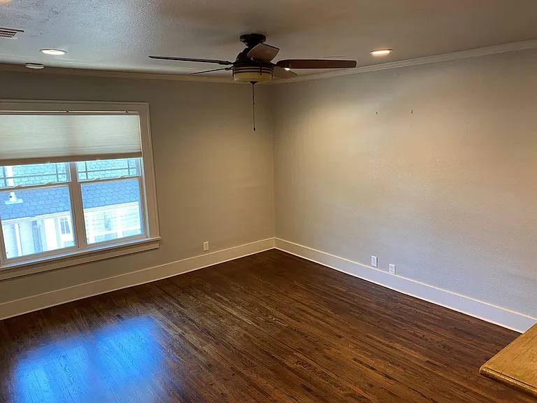 1515 S Carson Ave — Photo 47