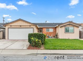 42842 Fontainebleau Park Ln, Fremont, CA 94538