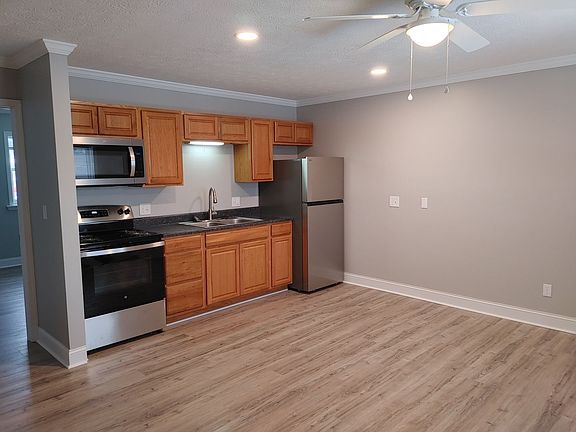 3rd image of 40 Wildwood Dr APT 105