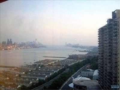 7000 Boulevard East APT 34F, Guttenberg, NJ, 07093