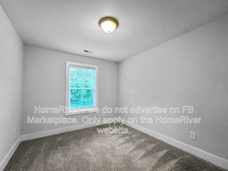 106 Beaumont Cir — Photo 12