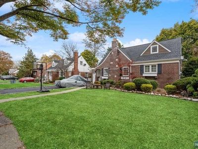 5-19 Summit Ave, Fair Lawn, NJ, 07410