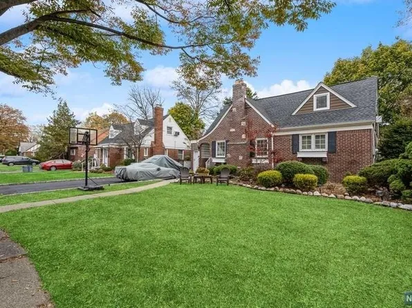 5-19 Summit Ave, Fair Lawn, NJ 07410