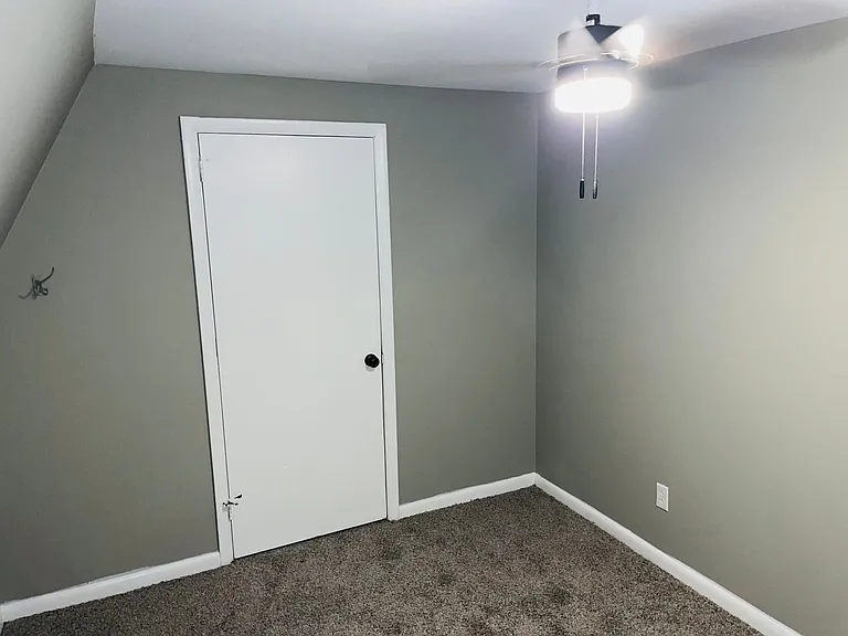 3683 Doris Dr — Photo 3