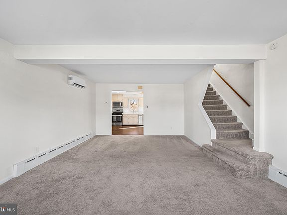 4th image of 322 Yale Ave