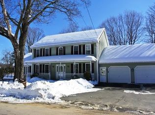 506 Wanoosnoc Rd, Fitchburg, MA 01420