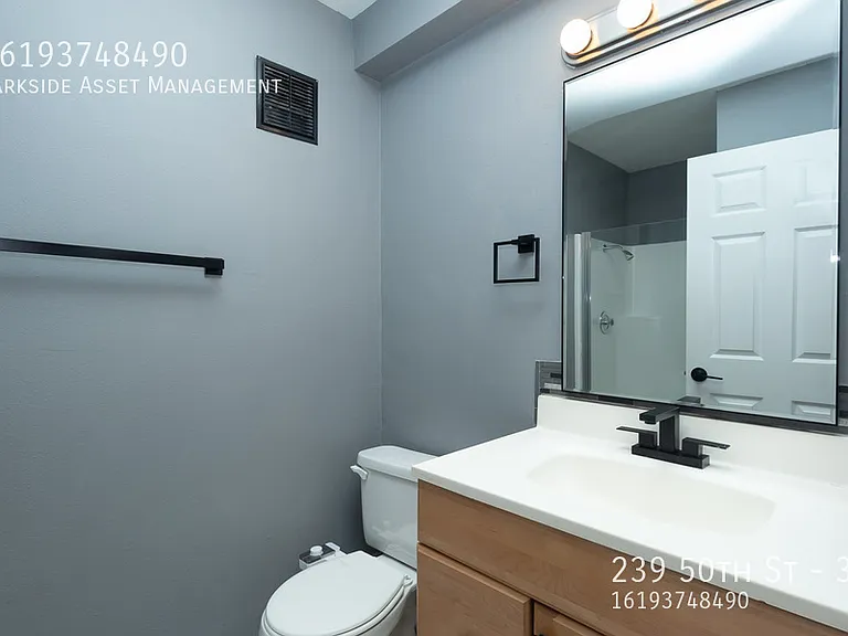 239 50th St #37 — Photo 14