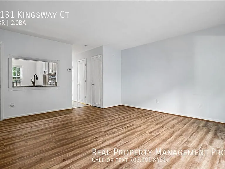 8131 Kingsway Ct — Photo 3