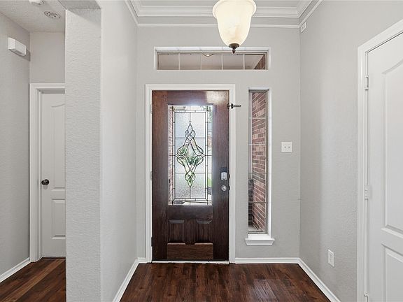 2nd image of 28547 Connordale Ln
