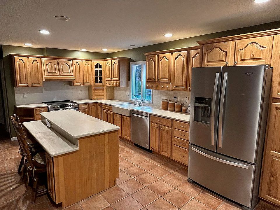 273 Cambon Ave, Saint James, NY 11780 Zillow