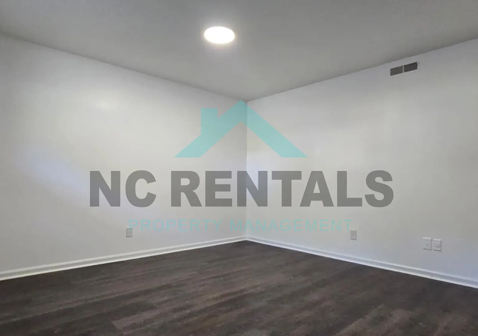 Cozy & Affordable 2-Bedroom Apartment In Winston-Salem! — Photo 2