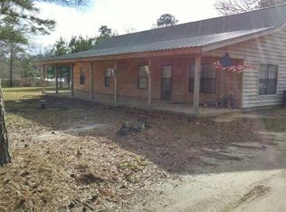 15 Eastside Church Rd, Richton, MS 39476