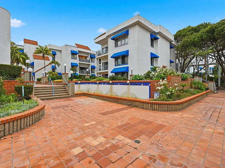 8320 Regents Rd #1-I — Photo 28