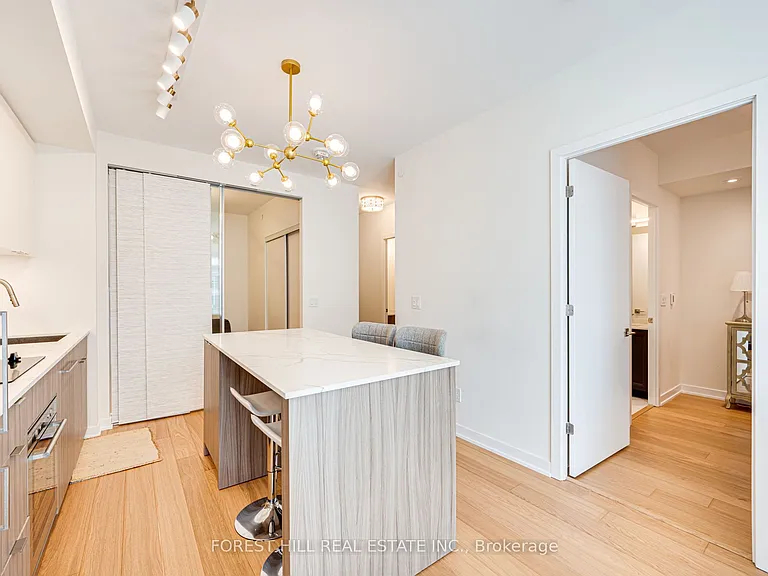 840 Saint Clair Ave W #516 — Photo 13